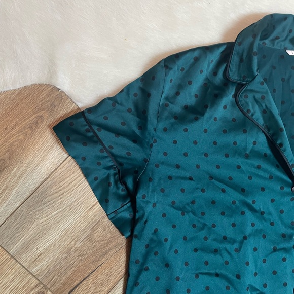 Black Ivy Green Dot Satin Short Pajama set - Picture 5 of 9